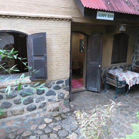 Little Eden Guesthouse Pang Mapha Quarto foto