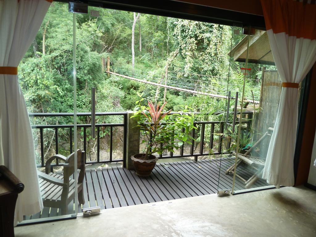 Little Eden Guesthouse Pang Mapha Quarto foto